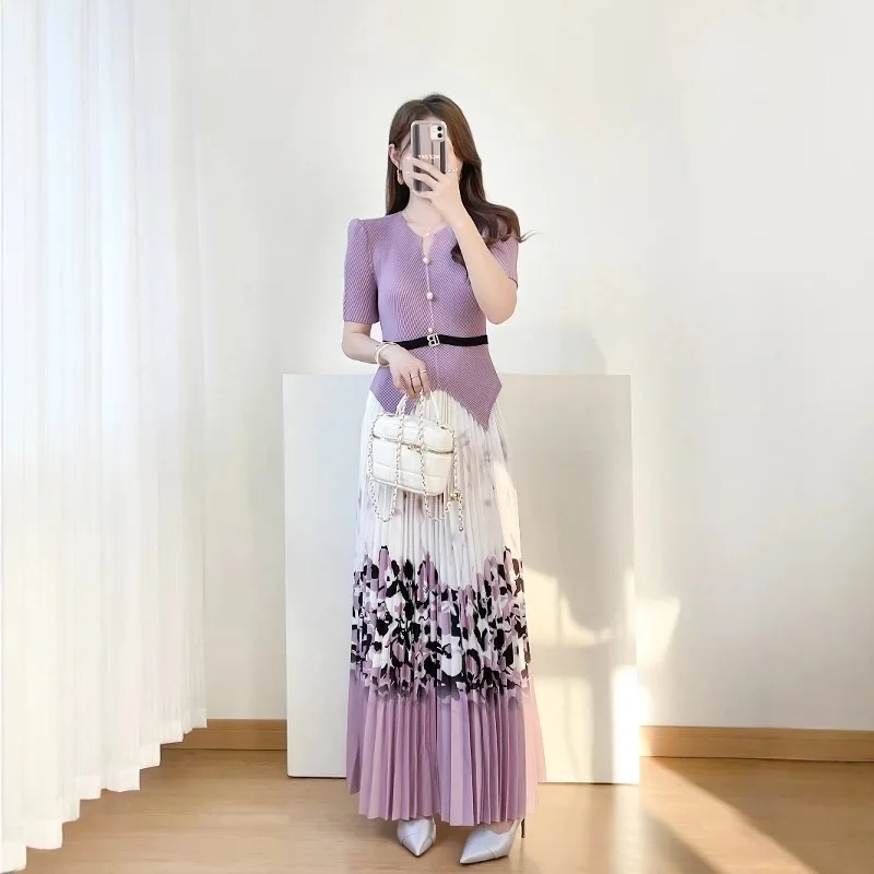 2025 Summer New Arrival Commute Long Dress Set V-neck Leopard Print Color Block Elegant Fashionable Two-piece Suit
2025 Summer New Arrival Commute Long Dress Set V-neck Leopard Print Color Block Elegant Fashionable Two-piece Suit