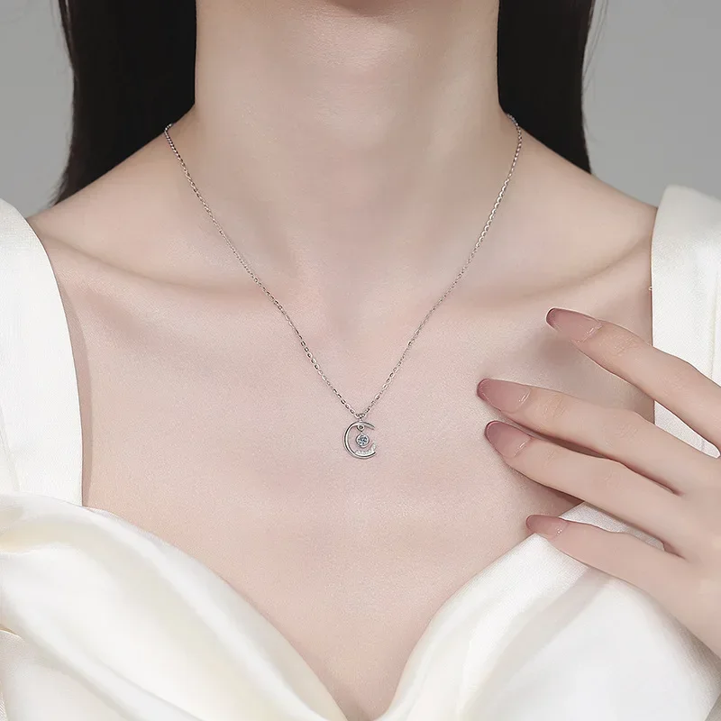 Platinum PT950 Moissanite Necklace Female Smart Exquisite Pendant Light Luxury Temperament Premium Clavicle Chain
Platinum PT950 Moissanite Necklace Female Smart Exquisite Pendant Light Luxury Temperament Premium Clavicle Chain