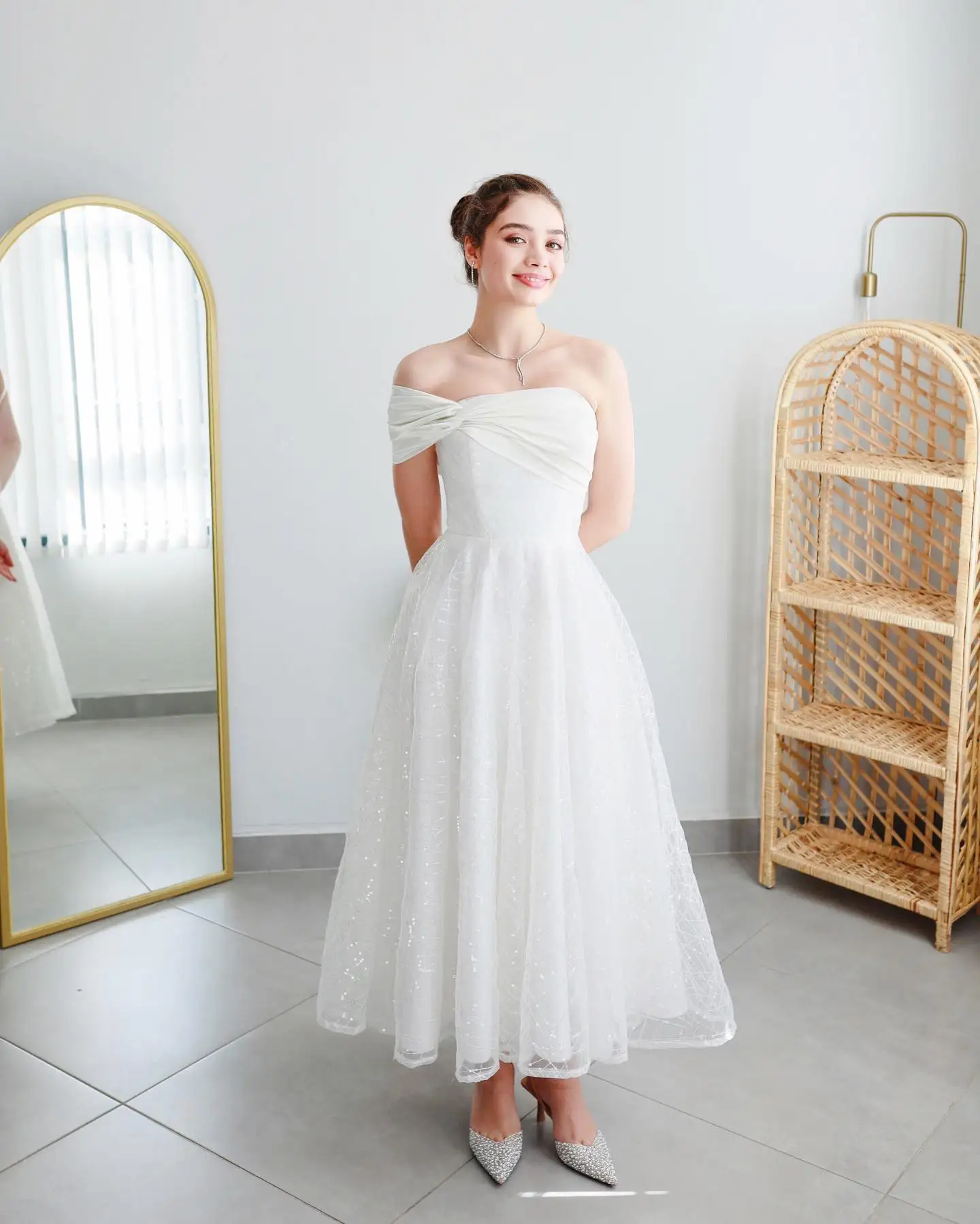 Customized Graceful Strapless One Shoulder Sequined Evening Dresses Modern Organza Short Sleeves Vestido De Festa Robe de soirée
Customized Graceful Strapless One Shoulder Sequined Evening Dresses Modern Organza Short Sleeves Vestido De Festa Robe de soirée