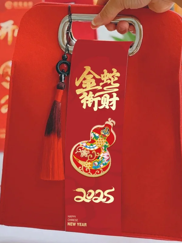 Красная сумка из овчины к Году Змеи 2025, юбилейный подарок, повседневная простая деловая женская сумка с открытым верхом
Красная сумка из овчины к Году Змеи 2025, юбилейный подарок, повседневная простая деловая женская сумка с открытым верхом