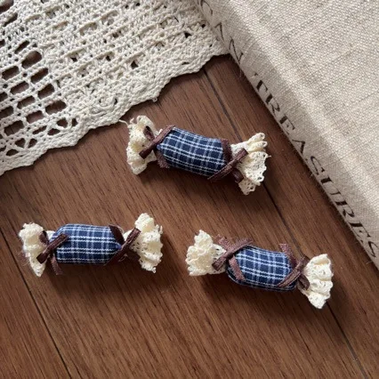 Versatile Blue Plaid Cotton Bow Brooch Pin for Hat Bag Shoe Decoration Handmade Lightweight Cute Accessory
Versatile Blue Plaid Cotton Bow Brooch Pin for Hat Bag Shoe Decoration Handmade Lightweight Cute Accessory