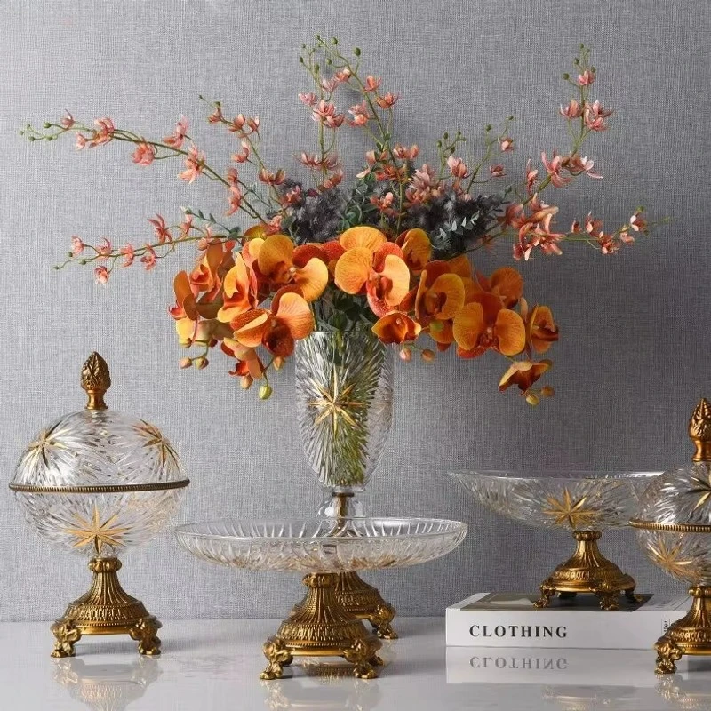 &c Luxury Decorative Vase Clear Glass Desktop Decor European Style Golden Metal Base Glass Fruit Bowl Other Home Decoration
&c Luxury Decorative Vase Clear Glass Desktop Decor European Style Golden Metal Base Glass Fruit Bowl Other Home Decoration
