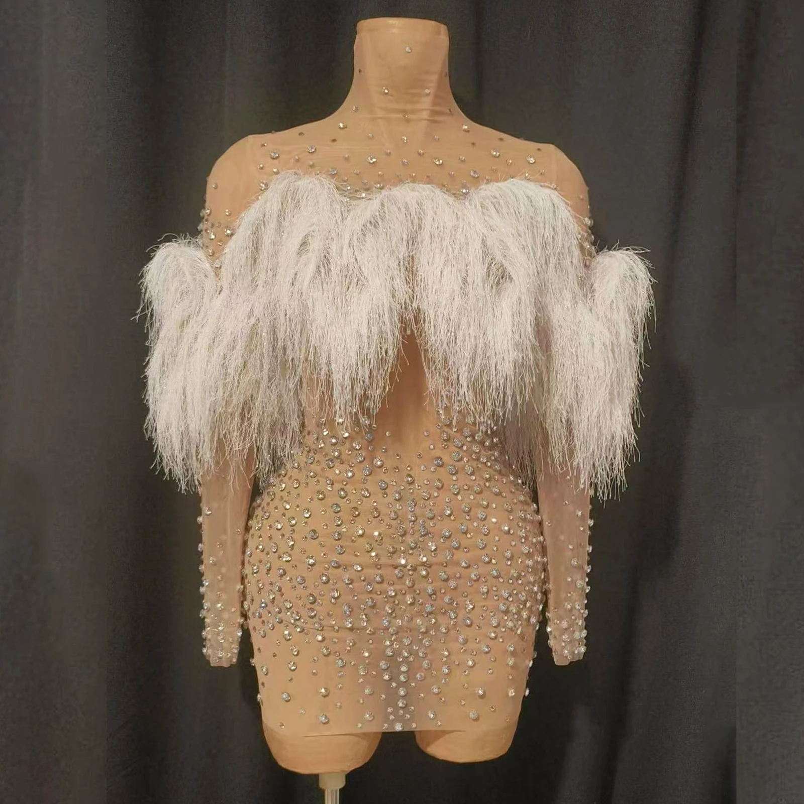 fashion whiteTassel mini dress see though Sexy girl Elastic Crystal Special Occasion Singer Stage Prom Gown Outfit rave festival
fashion whiteTassel mini dress see though Sexy girl Elastic Crystal Special Occasion Singer Stage Prom Gown Outfit rave festival