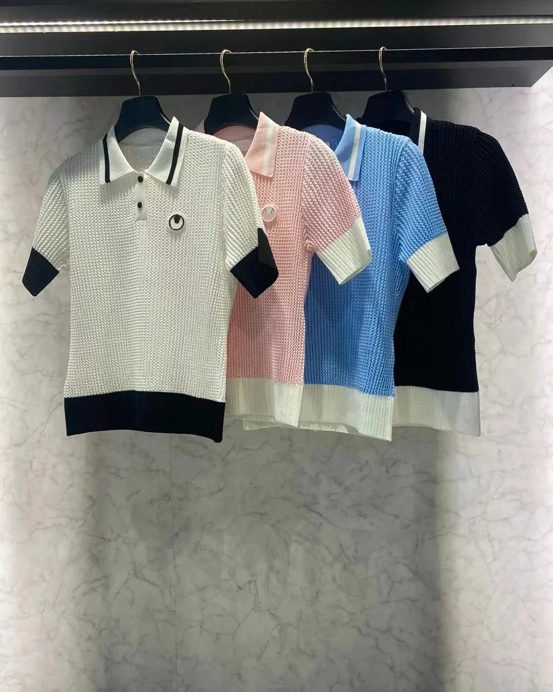 New Spring Summer Multicolor Knitted Golf Shirt For Women Ladies Golf Wear Fashion Design Big Stretch Golf Sweater Casual
New Spring Summer Multicolor Knitted Golf Shirt For Women Ladies Golf Wear Fashion Design Big Stretch Golf Sweater Casual