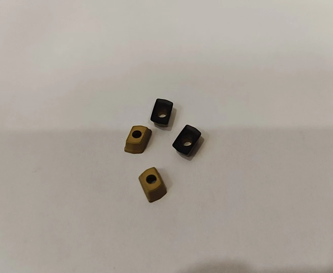 390R-070204M-MM 1040 CNC BLADE 390R-070204M-PM 1040
390R-070204M-MM 1040 CNC BLADE 390R-070204M-PM 1040