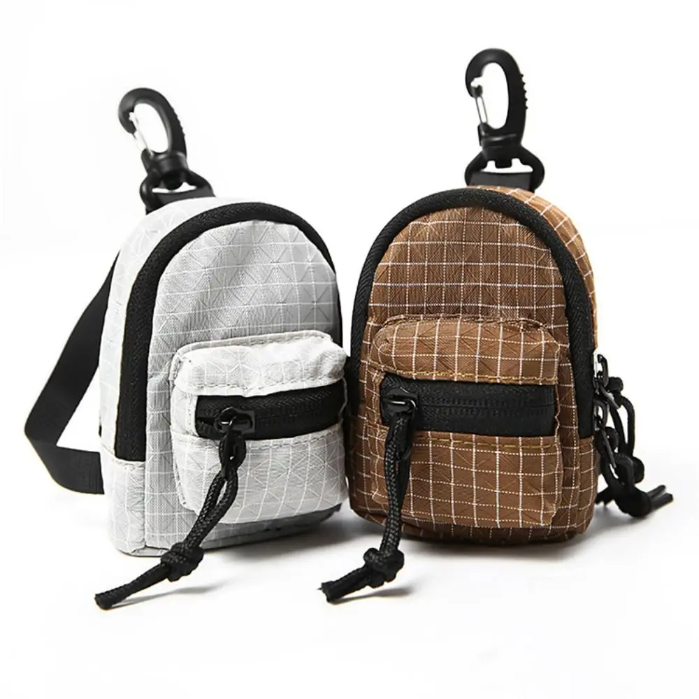 Водонепроницаемый мини-кошелек-брелок в корейском стиле для ключей и мелочей, на шею, с застежкой-молнией, маленькая сумка-подвеска для хранения, для студентов
Водонепроницаемый мини-кошелек-брелок в корейском стиле для ключей и мелочей, на шею, с застежкой-молнией, маленькая сумка-подвеска для хранения, для студентов