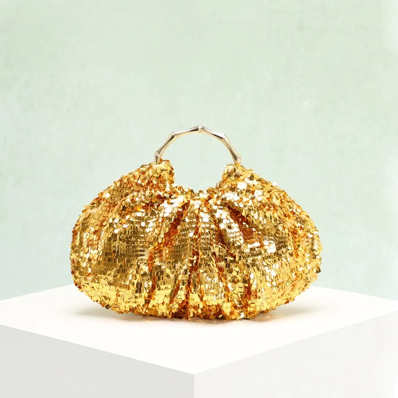 Wind new women's pvc sequined metal bamboo handbag fan pleated nightclub dinner bag
Wind new women's pvc sequined metal bamboo handbag fan pleated nightclub dinner bag