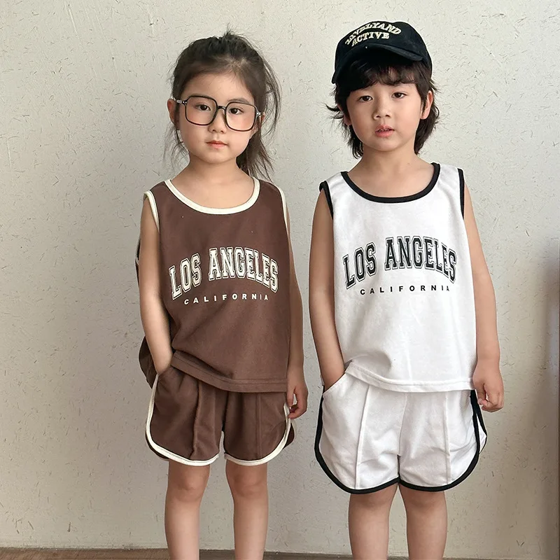 2025 Summer New Children Sleeveless Clothes Set Boys Girls Letter Print Vest + Shorts Thin Cotton 2pcs Suit Kids Sports Outfits
2025 Summer New Children Sleeveless Clothes Set Boys Girls Letter Print Vest + Shorts Thin Cotton 2pcs Suit Kids Sports Outfits