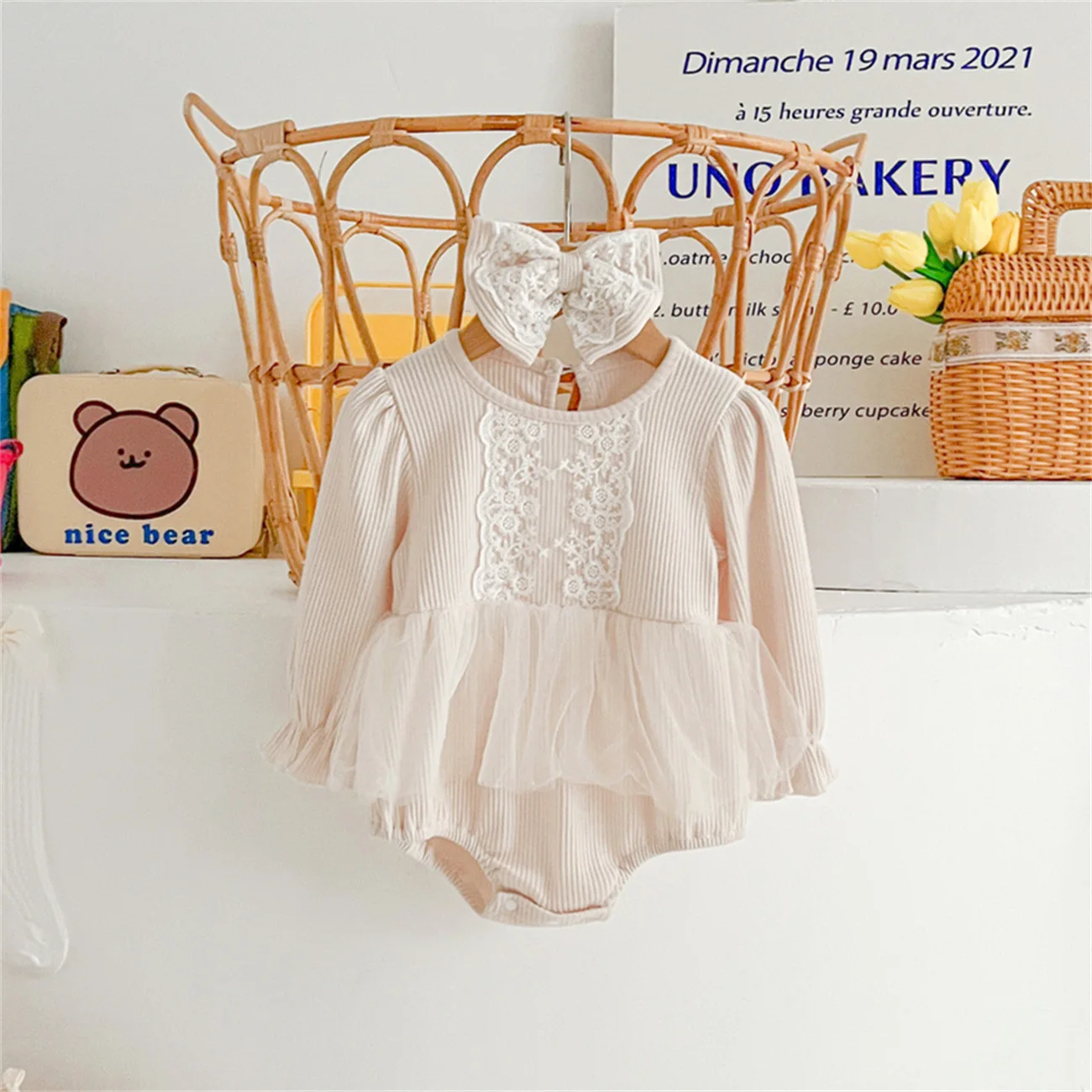 Детские комбинезоны для маленьких девочек, весенние кружевные боди для новорожденных девочек, комбинезоны с пышными рукавами, комбинезоны для маленьких девочек, комбинезон для младенцев + повязка на голову
Детские комбинезоны для маленьких девочек, весенние кружевные боди для новорожденных девочек, комбинезоны с пышными рукавами, комбинезоны для маленьких девочек, комбинезон для младенцев + повязка на голову