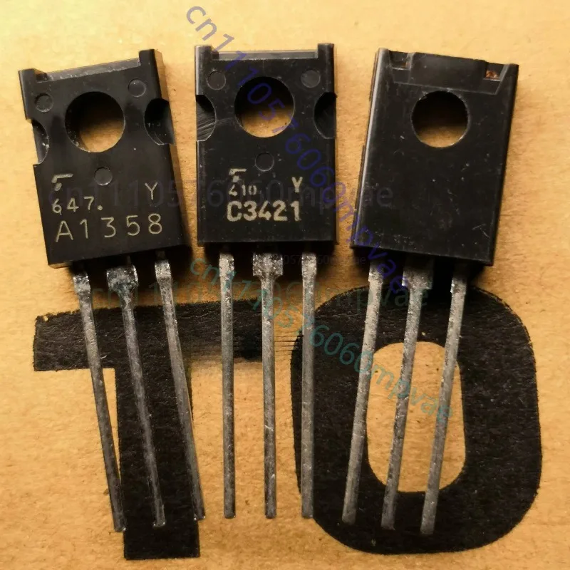 10 пар/30 пар Matsushita 2SA1358 2SC3421 (пара) 2SA1358/2SC3421 (пара) Nissan
10 пар/30 пар Matsushita 2SA1358 2SC3421 (пара) 2SA1358/2SC3421 (пара) Nissan