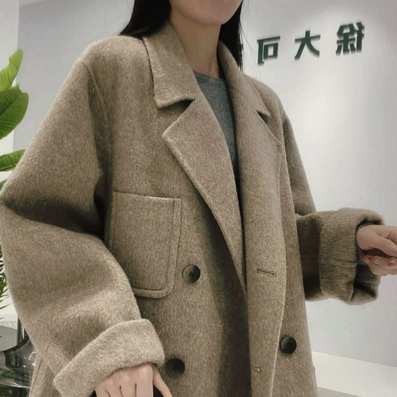 Double-sided Wool Cashmere Coat Autumn/winter New Mid-length New Korean Version of Loose Double-breasted Slimming Wool Coat
Double-sided Wool Cashmere Coat Autumn/winter New Mid-length New Korean Version of Loose Double-breasted Slimming Wool Coat