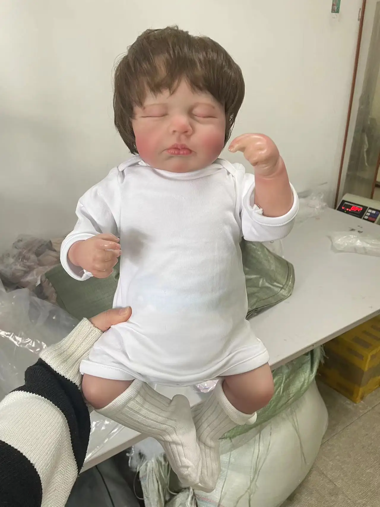 48CM Loulou Cloth Body/Full Vinyl Body Already Finished Paint Lifelike Sleeping Reborn Doll With Visible Veins Hand-Rooted Hair
48CM Loulou Cloth Body/Full Vinyl Body Already Finished Paint Lifelike Sleeping Reborn Doll With Visible Veins Hand-Rooted Hair
