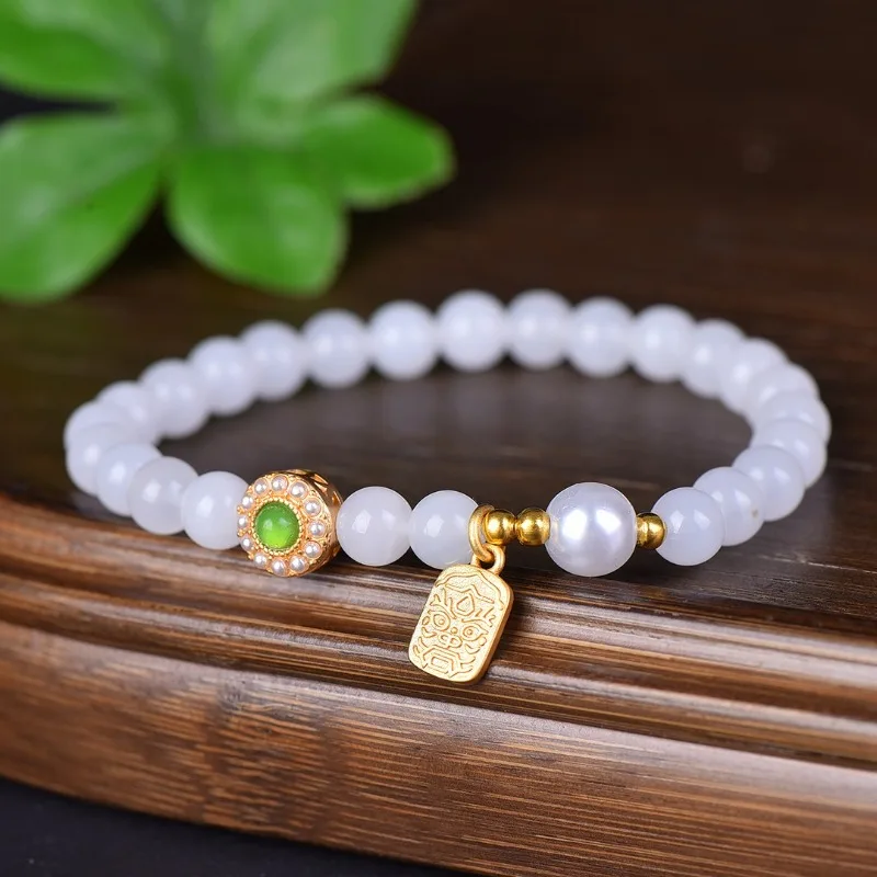 Новый изысканный золотой шелковый нефритовый браслет Duobao, классический модный универсальный браслет.
Новый изысканный золотой шелковый нефритовый браслет Duobao, классический модный универсальный браслет.