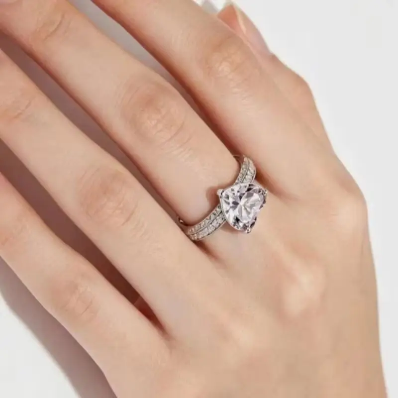 2026 Silver Plated Heart Cubic Zirconia Engagement Ring for Women Wholesale Size 5-11 Fashionable Wedding Band Jewelry Accessory
2026 Silver Plated Heart Cubic Zirconia Engagement Ring for Women Wholesale Size 5-11 Fashionable Wedding Band Jewelry Accessory
