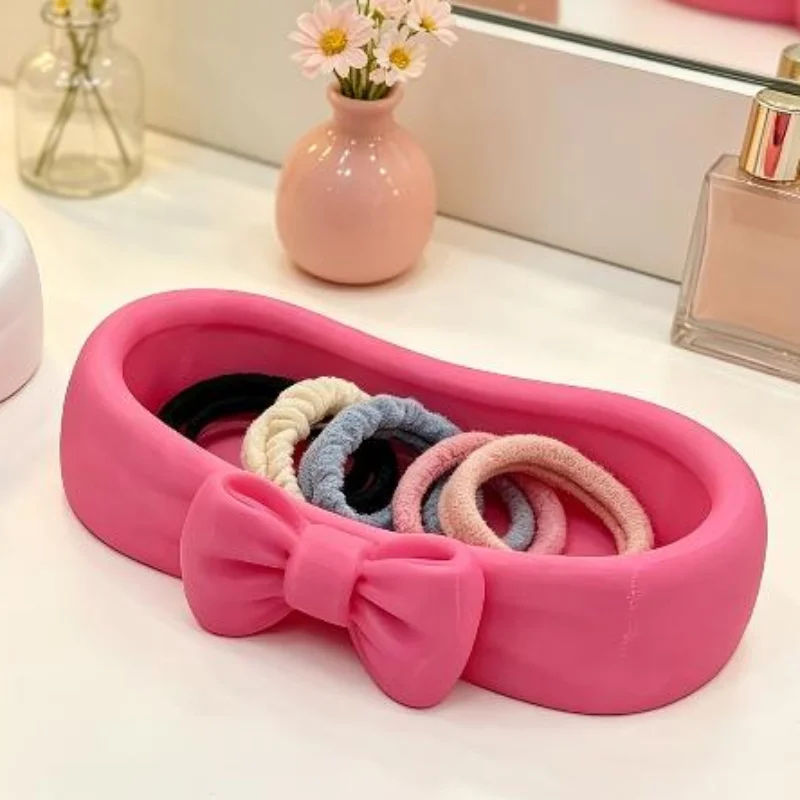 Smooth Jewelry Storage Tray Cute Bow Decor Large Capacity Vanity Organizer for Holiday Gift Home Desktop Cosmetics Storage
Smooth Jewelry Storage Tray Cute Bow Decor Large Capacity Vanity Organizer for Holiday Gift Home Desktop Cosmetics Storage