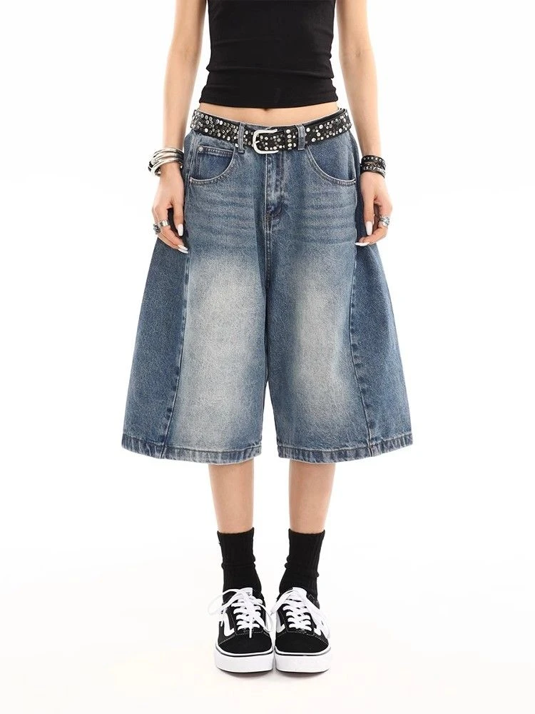 Women's Loose Wide Legs Blue Denim Shorts Summer New Cropped Jeans Cool Girl Calf-length Pant Female High Waist Capris Trousers
Women's Loose Wide Legs Blue Denim Shorts Summer New Cropped Jeans Cool Girl Calf-length Pant Female High Waist Capris Trousers