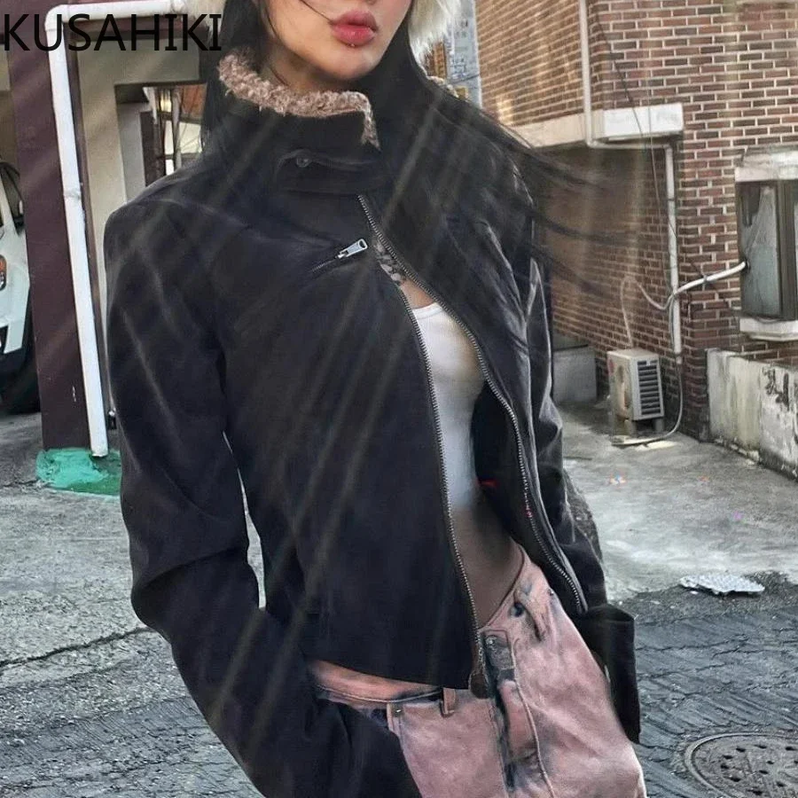 KUSAHIKI Korean Retro Short Corduroy Jacket Fashion Lamb Wool Turn-down Collar Women Cardigan Coat
KUSAHIKI Korean Retro Short Corduroy Jacket Fashion Lamb Wool Turn-down Collar Women Cardigan Coat