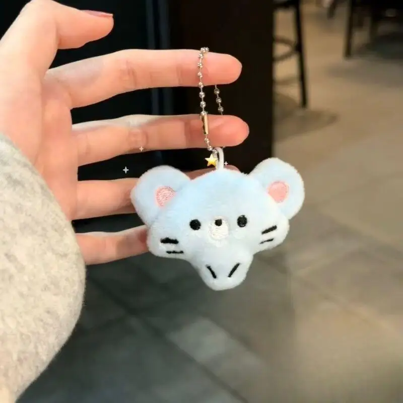 Милый плюшевый брелок с изображением крысы Диснея, цепочка для мобильного телефона, студенческий рюкзак для мужчин и женщин, подвеска, детский подарок на день рождения
Милый плюшевый брелок с изображением крысы Диснея, цепочка для мобильного телефона, студенческий рюкзак для мужчин и женщин, подвеска, детский подарок на день рождения