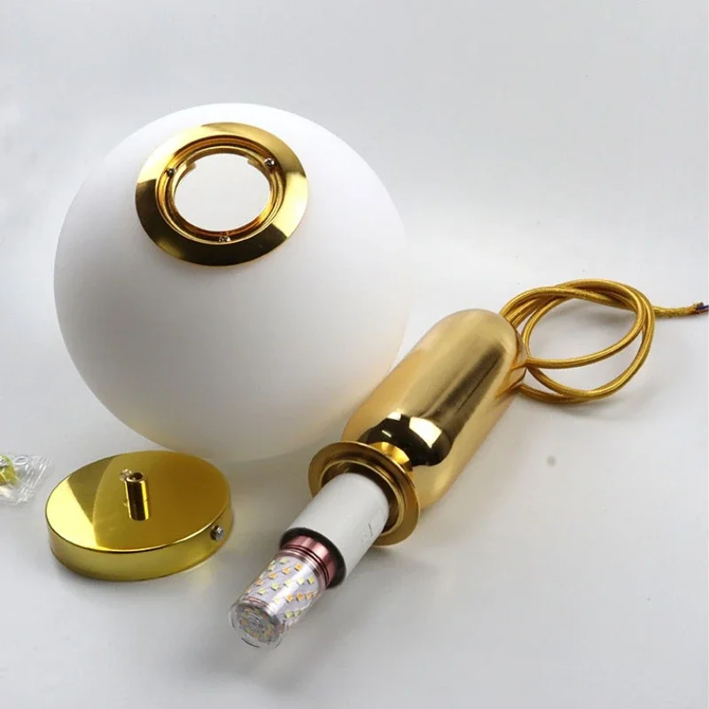 Nordic Glass Ball Chandelier Simple Modern Restaurant Bar Gold Hanging Light Creative Bedroom Bedside Lamps Home Appliance
Nordic Glass Ball Chandelier Simple Modern Restaurant Bar Gold Hanging Light Creative Bedroom Bedside Lamps Home Appliance