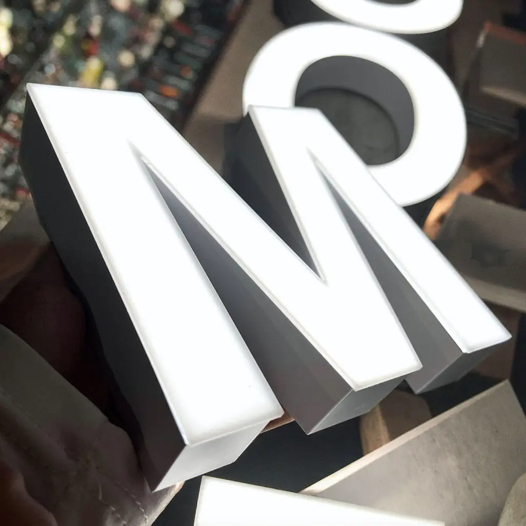 Customized 3D LED Illuminated Business Name Plaque Personalized Design Backlit Company Letter Sign for Outdoor Advertising
Customized 3D LED Illuminated Business Name Plaque Personalized Design Backlit Company Letter Sign for Outdoor Advertising