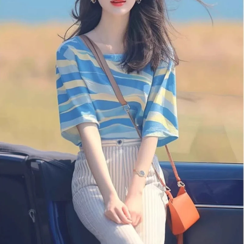 Women's Clothing Solid Color Stylish Summer Korean Chic Unique Beautiful Loose Fit Versatile Blue Stripe T-Shirt Casual Fashion
Women's Clothing Solid Color Stylish Summer Korean Chic Unique Beautiful Loose Fit Versatile Blue Stripe T-Shirt Casual Fashion