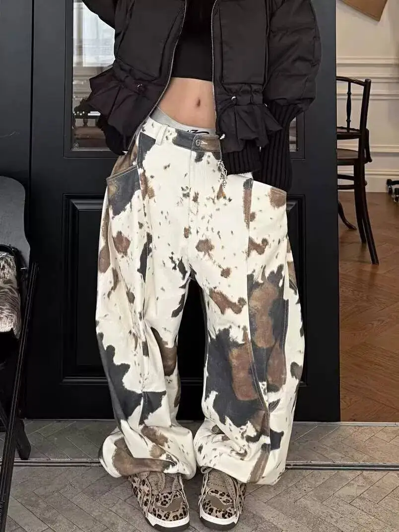 Unsiex Cow Print Jeans 2026 New Spring Women's American Vintage Cow Print Camouflage Jeans Loose Silhouette Blade Pants Casual
Unsiex Cow Print Jeans 2026 New Spring Women's American Vintage Cow Print Camouflage Jeans Loose Silhouette Blade Pants Casual