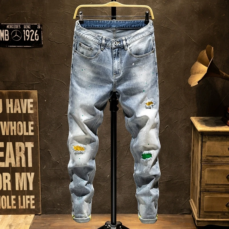 Street Designer Fashion Men Jeans Retro Light Blue Stretch Slim Fit Patched Ripped Jeans Men Painted Hip Hop Vintage Denim Pants
Street Designer Fashion Men Jeans Retro Light Blue Stretch Slim Fit Patched Ripped Jeans Men Painted Hip Hop Vintage Denim Pants