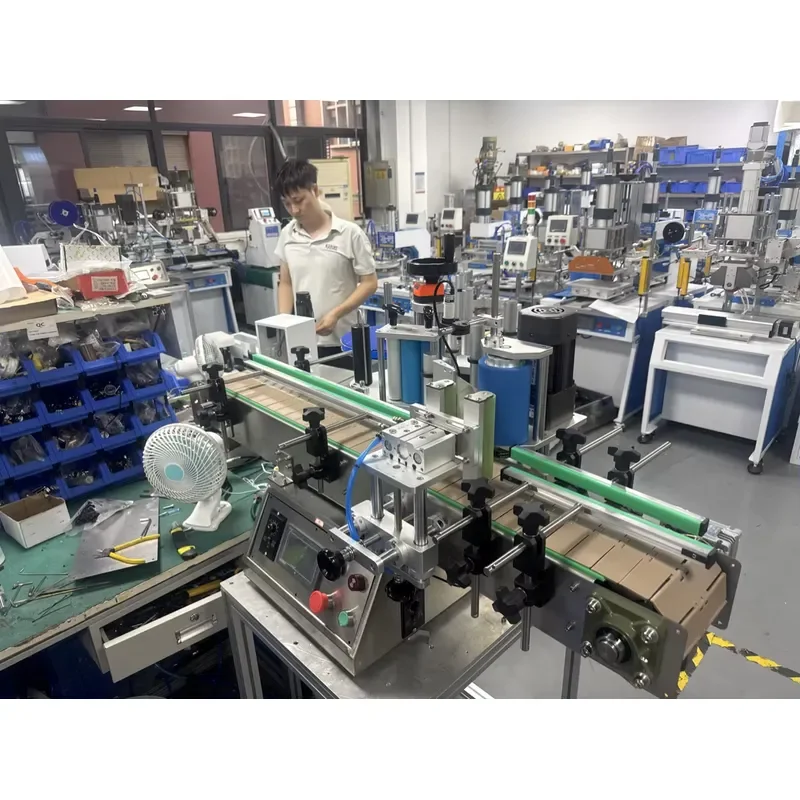 Fully Automatic Labeling Machine LY-BTP200 with Conveyor Belt for Flat Packaging Equipment Touch Screen Control Sticker
Fully Automatic Labeling Machine LY-BTP200 with Conveyor Belt for Flat Packaging Equipment Touch Screen Control Sticker