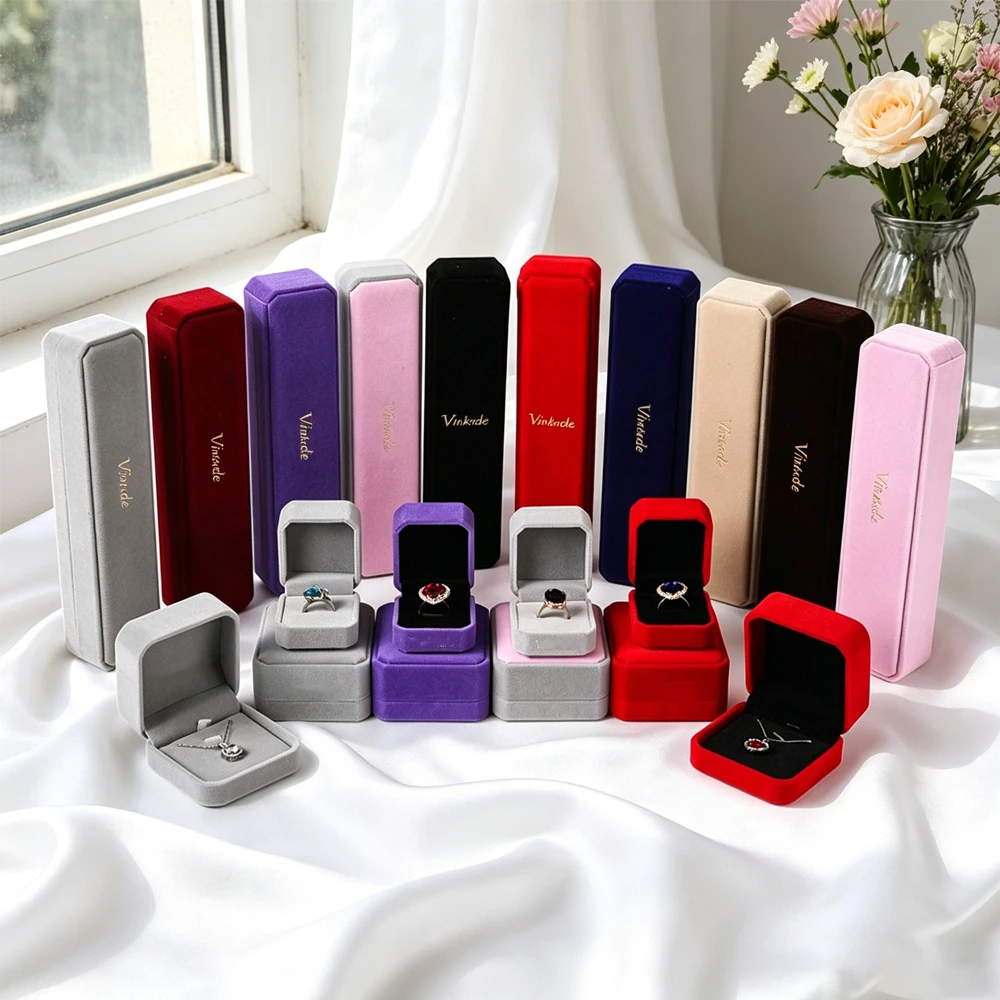 10Pcs Custom Logo Fashion High End Large Velvet Jewelry Box Jewelry Pendant Rings Necklace Bracelet Packaging Boxes Wedding Gift
10Pcs Custom Logo Fashion High End Large Velvet Jewelry Box Jewelry Pendant Rings Necklace Bracelet Packaging Boxes Wedding Gift