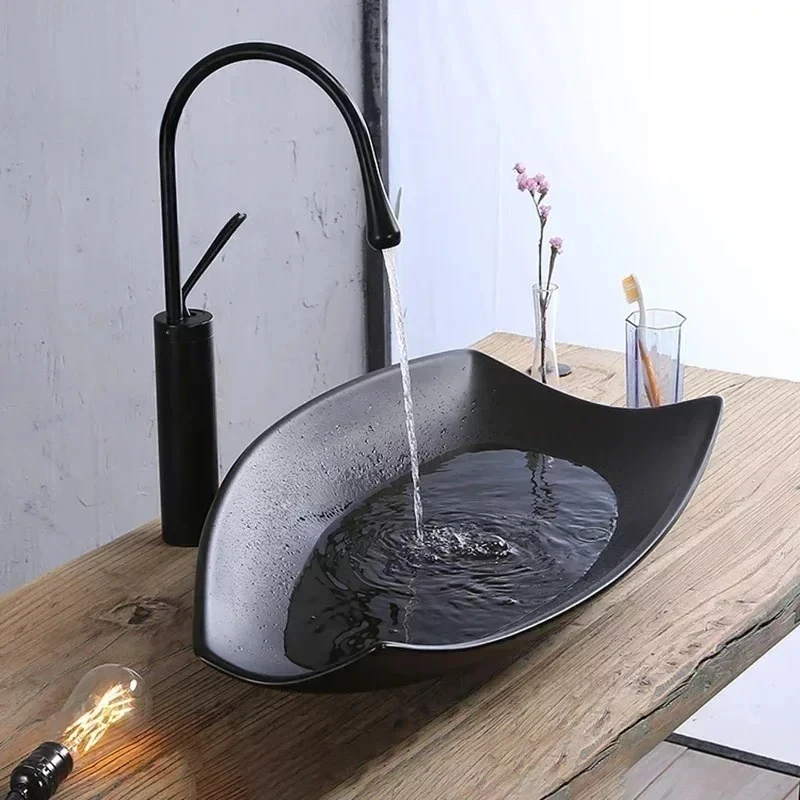 Керамические раковины для ванной комнаты, накладные раковины, дизайнерские умывальники нестандартной формы для отелей и дома
Керамические раковины для ванной комнаты, накладные раковины, дизайнерские умывальники нестандартной формы для отелей и дома