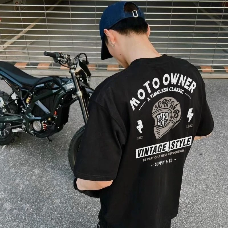 Men's T-shirt Retro Motorcycle Owner Series Male and Female Couples American Casual Summer Cotton Loose Short-sleeved T-shirt
Men's T-shirt Retro Motorcycle Owner Series Male and Female Couples American Casual Summer Cotton Loose Short-sleeved T-shirt