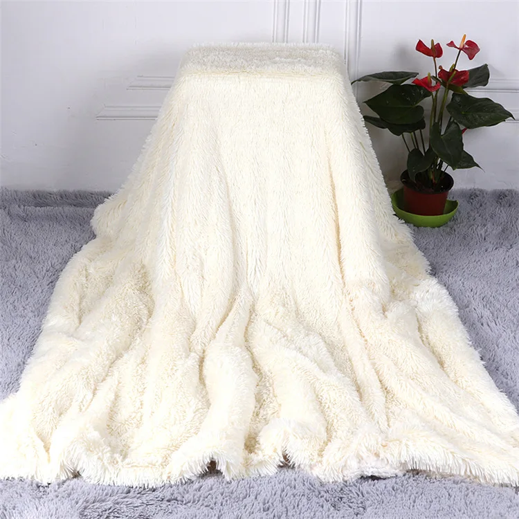 Thickened Fluffy Blanket Warm Winter Bedspread on The Bed Stitch Plaid Sofa Cover Double Side Blankets and Throws for Home Decor
Thickened Fluffy Blanket Warm Winter Bedspread on The Bed Stitch Plaid Sofa Cover Double Side Blankets and Throws for Home Decor