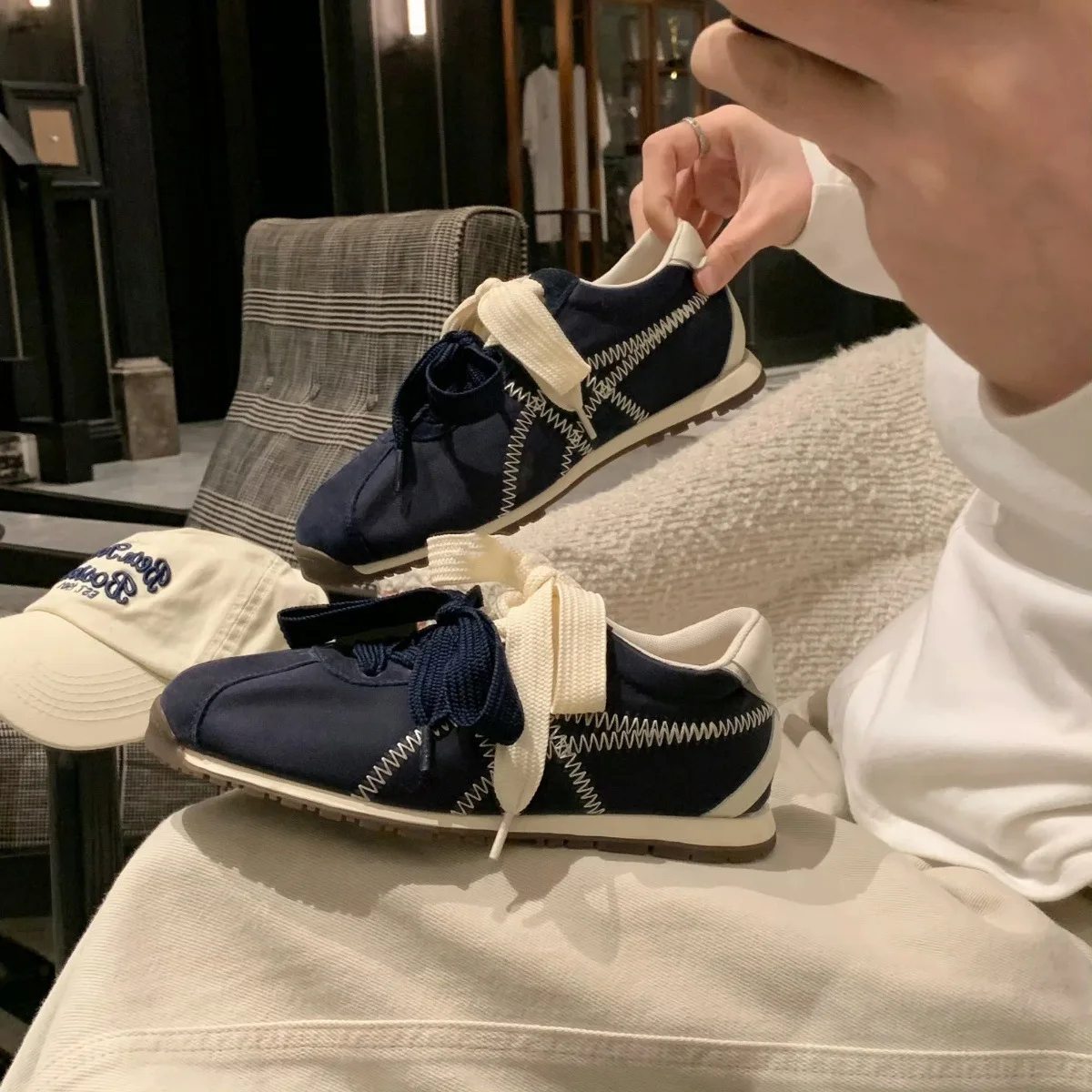 2026 New Women's Lambskin Ballet Style Platform Shoes Genuine Leather Lace Up Casual Daily Sports Skate Sneakers
2026 New Women's Lambskin Ballet Style Platform Shoes Genuine Leather Lace Up Casual Daily Sports Skate Sneakers