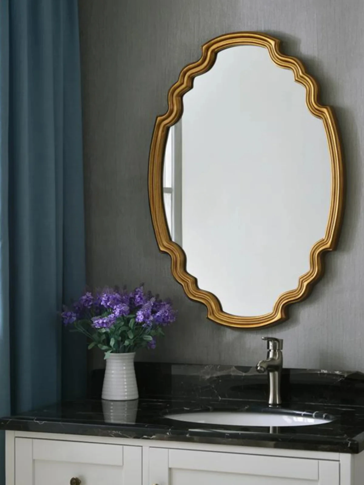 European Vanity Mirror Bathroom Wash Basin Wall Hanging Wash Bedroom Wall-Mounted Wall Decorative Mirror
European Vanity Mirror Bathroom Wash Basin Wall Hanging Wash Bedroom Wall-Mounted Wall Decorative Mirror