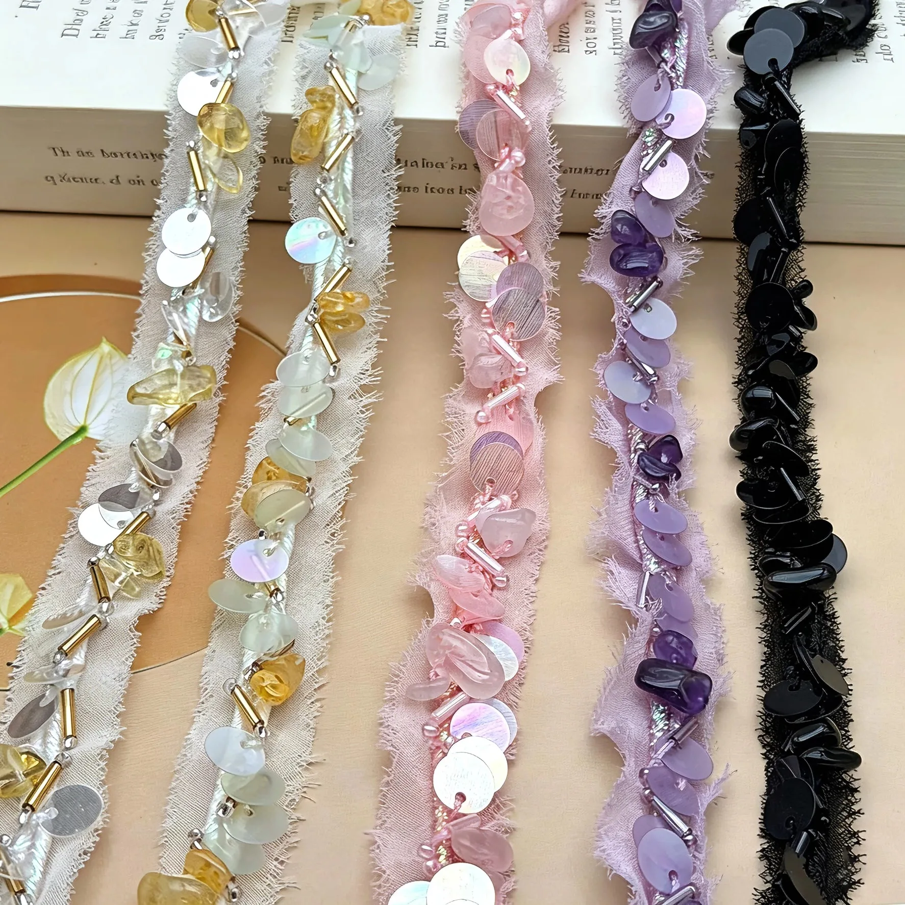 2Yards Heavy-duty sequin fringe lace Trim Handmade DIY clothing,outerwear,collar,cuffs,decorative accessories Lace ribbon
2Yards Heavy-duty sequin fringe lace Trim Handmade DIY clothing,outerwear,collar,cuffs,decorative accessories Lace ribbon