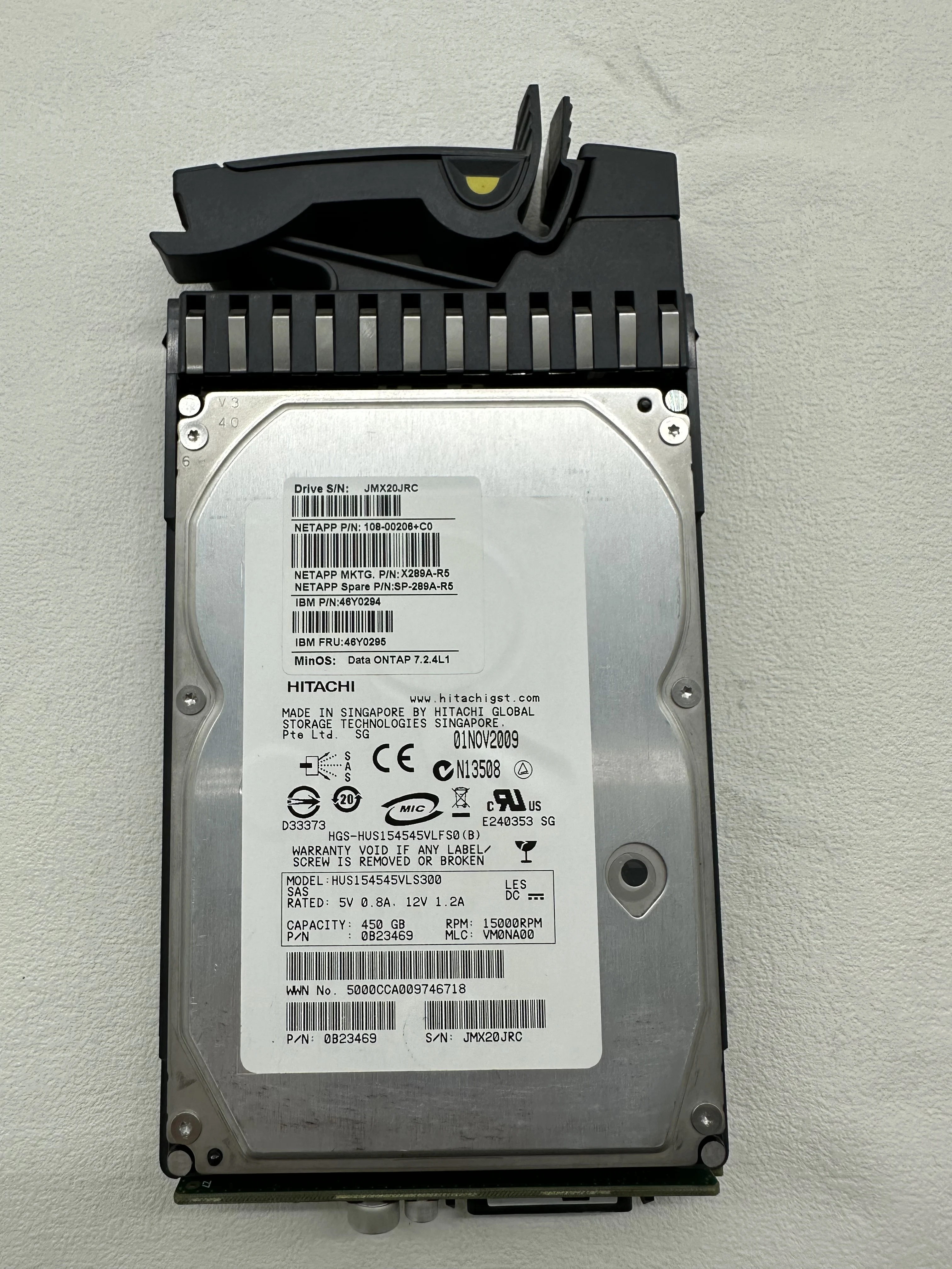 used 0B23469 450GB 15K RPM SAS 3.5″ HDD
used 0B23469 450GB 15K RPM SAS 3.5″ HDD
