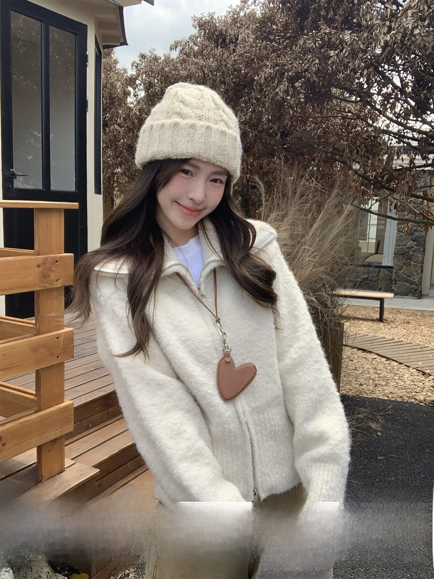 Женский вязаный кардиган Morning Bloom с двойной молнией, осенне-зимний, теплый, мягкий, с декоративной молнией, для повседневной носки
Женский вязаный кардиган Morning Bloom с двойной молнией, осенне-зимний, теплый, мягкий, с декоративной молнией, для повседневной носки