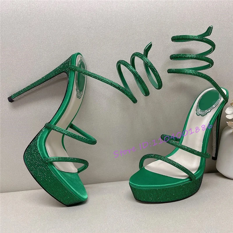 Роскошные женские босоножки на платформе со стразами, летние модные модельные туфли на высоком каблуке с кристаллами и серпантином на шпильке с круглым носком
Роскошные женские босоножки на платформе со стразами, летние модные модельные туфли на высоком каблуке с кристаллами и серпантином на шпильке с круглым носком