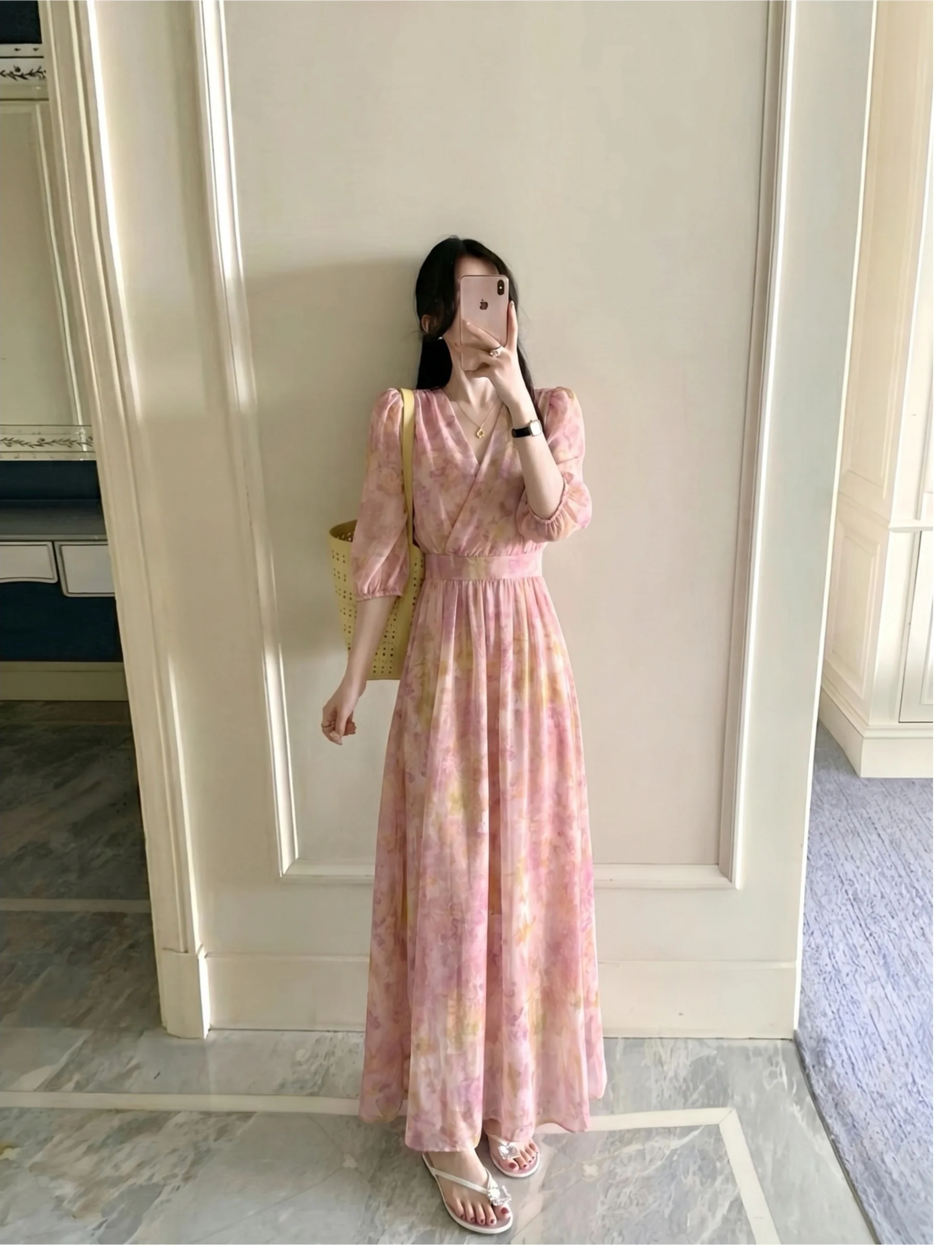 plus Size Women's Pink Gradient Short Sleeve V-Neck Slimming Design Summer New Style Gentle Wind Long Dress Commute Style A-L...
plus Size Women's Pink Gradient Short Sleeve V-Neck Slimming Design Summer New Style Gentle Wind Long Dress Commute Style A-L...