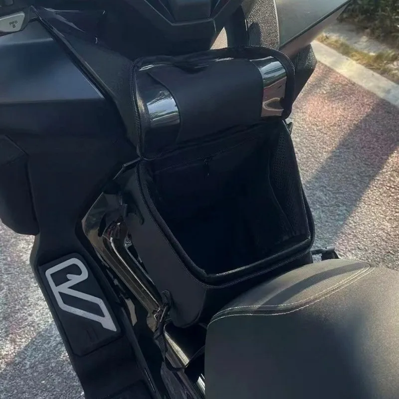 Водонепроницаемая сумка-кофр на бензобак для мотоциклов Honda ADV350 NSS350
Водонепроницаемая сумка-кофр на бензобак для мотоциклов Honda ADV350 NSS350