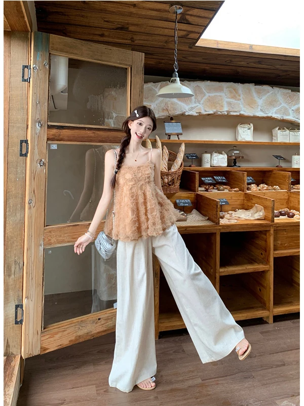 Ele Heavy-Embroidered Lace Crop Top Women's Summer New Design Unique Sli Outerwear irt Commute Sle Loose Fit
Ele Heavy-Embroidered Lace Crop Top Women's Summer New Design Unique Sli Outerwear irt Commute Sle Loose Fit