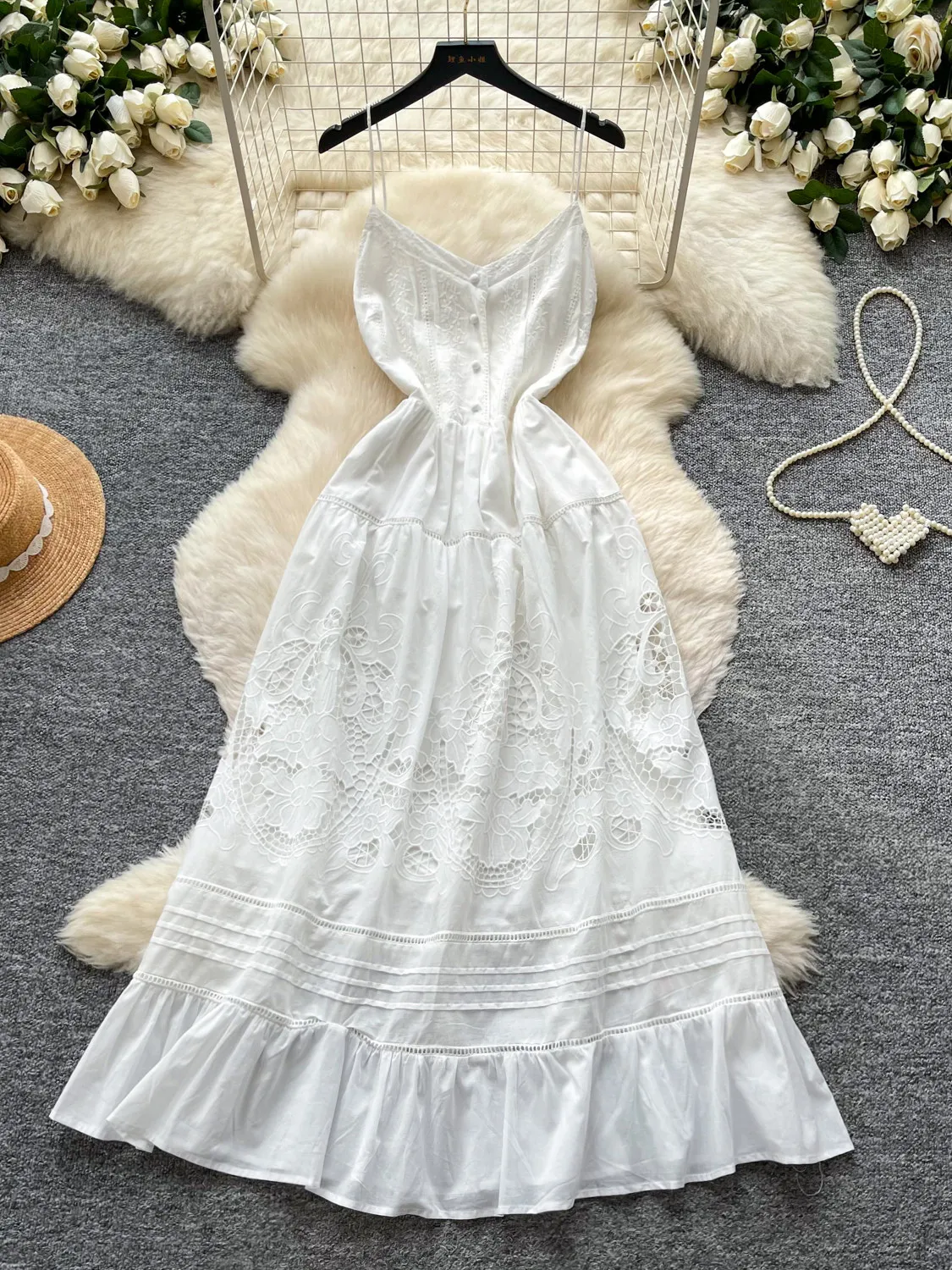 Women's White Lace Hollow out Cami Dress Vintage French V-Neck Maxi Dress Vacation Style A-line Long Dress for Women Summer 2026
Women's White Lace Hollow out Cami Dress Vintage French V-Neck Maxi Dress Vacation Style A-line Long Dress for Women Summer 2026