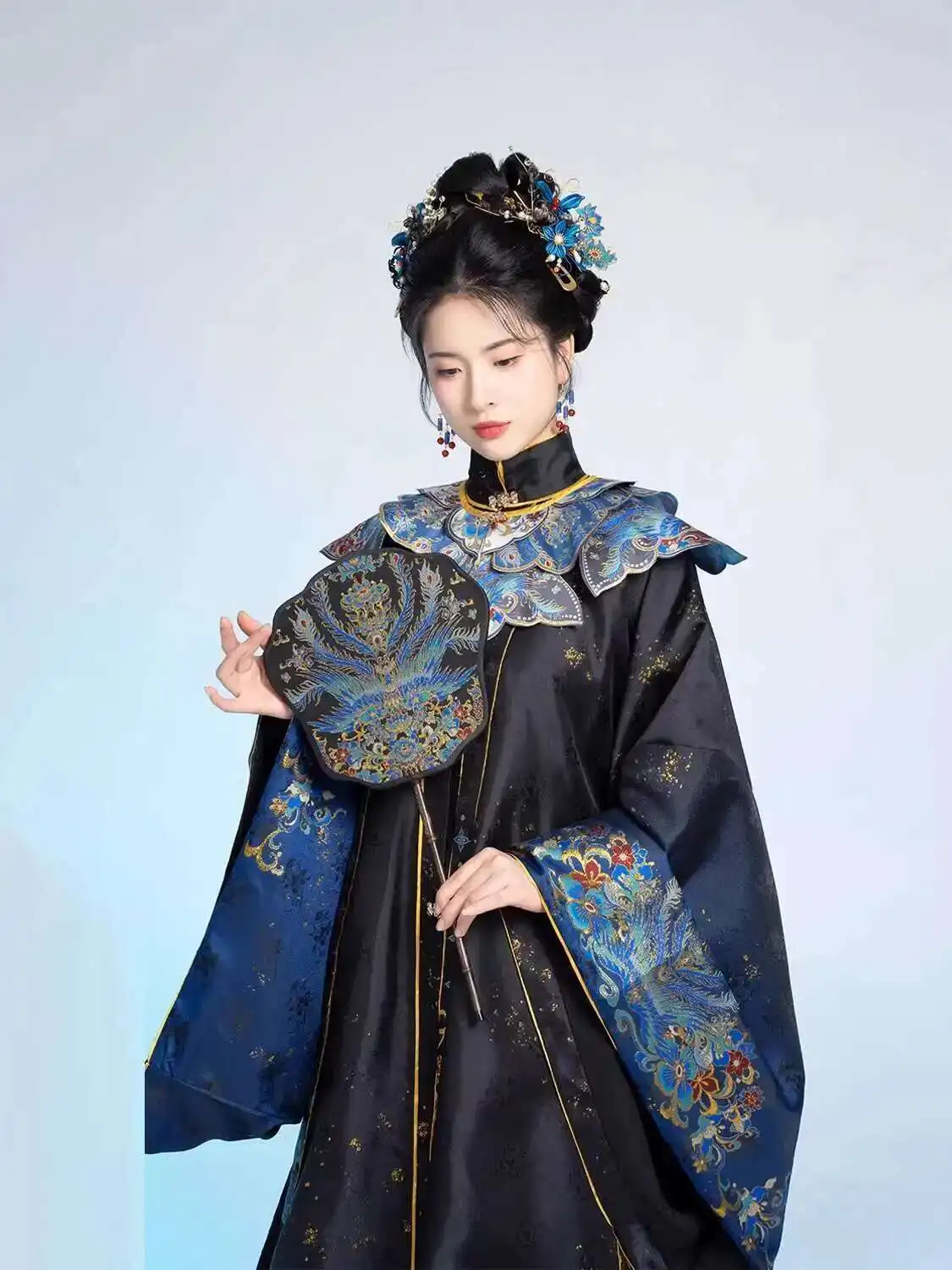 New Chinese Style Graduation Hat Phoenix Doctorial Hat Academic Degree Mortarboard Fiesta Carnival Halloween Cos Cosplay
New Chinese Style Graduation Hat Phoenix Doctorial Hat Academic Degree Mortarboard Fiesta Carnival Halloween Cos Cosplay