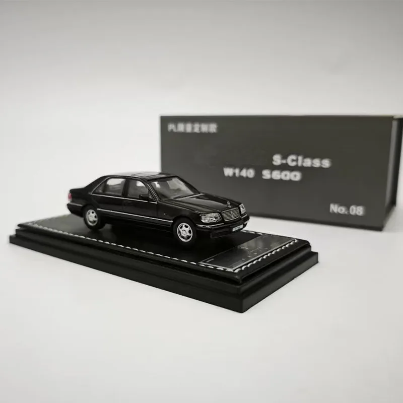 Diecast Original 1:64 Scale S-Class W140 S600 Simulation Alloy Car Model Static Display Collectible Toy Gift Souvenir Decoration
Diecast Original 1:64 Scale S-Class W140 S600 Simulation Alloy Car Model Static Display Collectible Toy Gift Souvenir Decoration