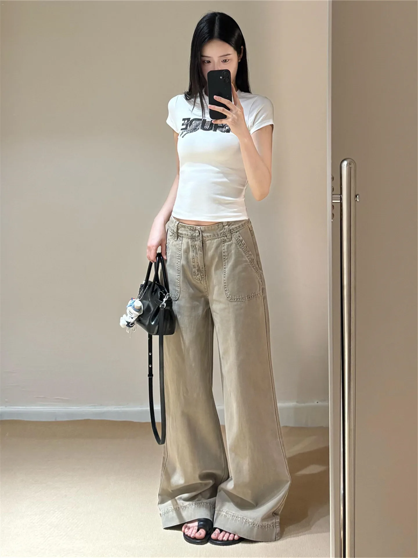 Extended Length Khaki Low Waist Bell Bottom Jeans Women Summer Loose Drapey Vintage Floor Length Pants Casual Wear
Extended Length Khaki Low Waist Bell Bottom Jeans Women Summer Loose Drapey Vintage Floor Length Pants Casual Wear