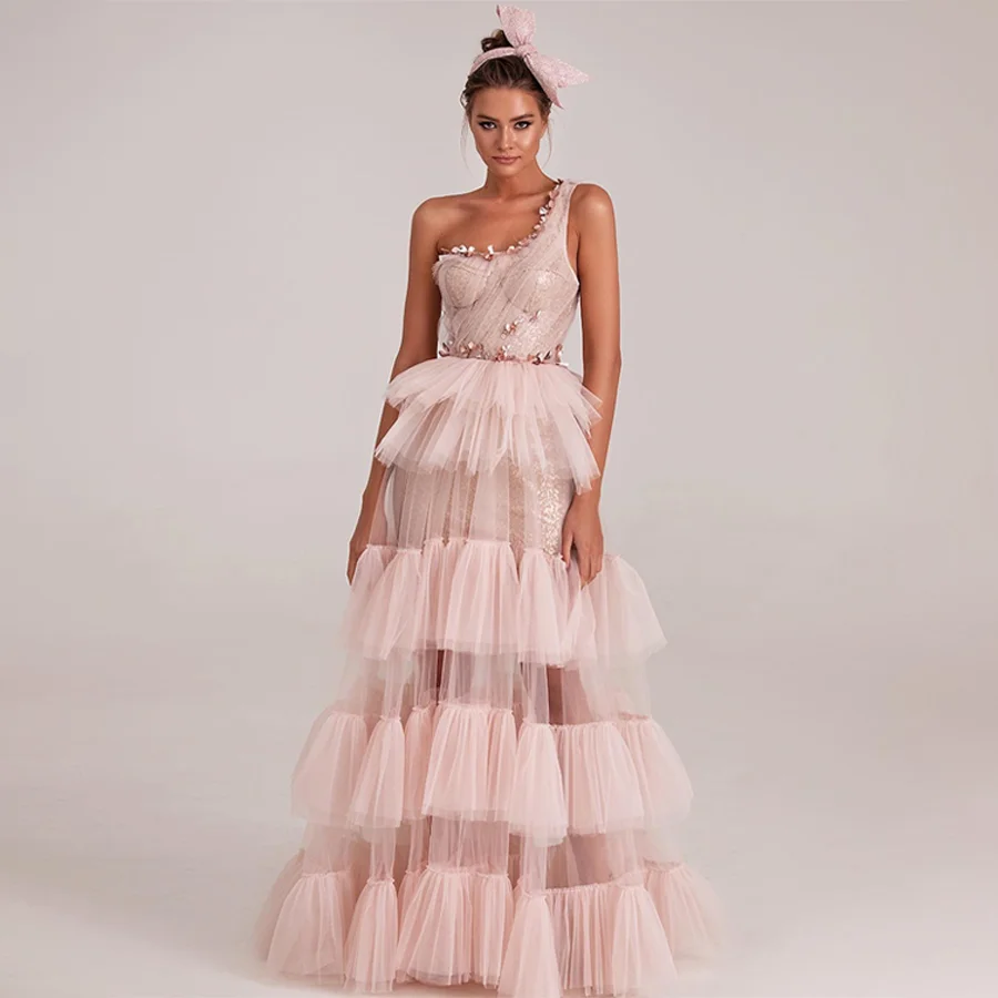 Customized Sweetheart One Shoulder Glitter Layers Evening Dress Backless Corset Designs Custom Made Prom Dresses
Customized Sweetheart One Shoulder Glitter Layers Evening Dress Backless Corset Designs Custom Made Prom Dresses