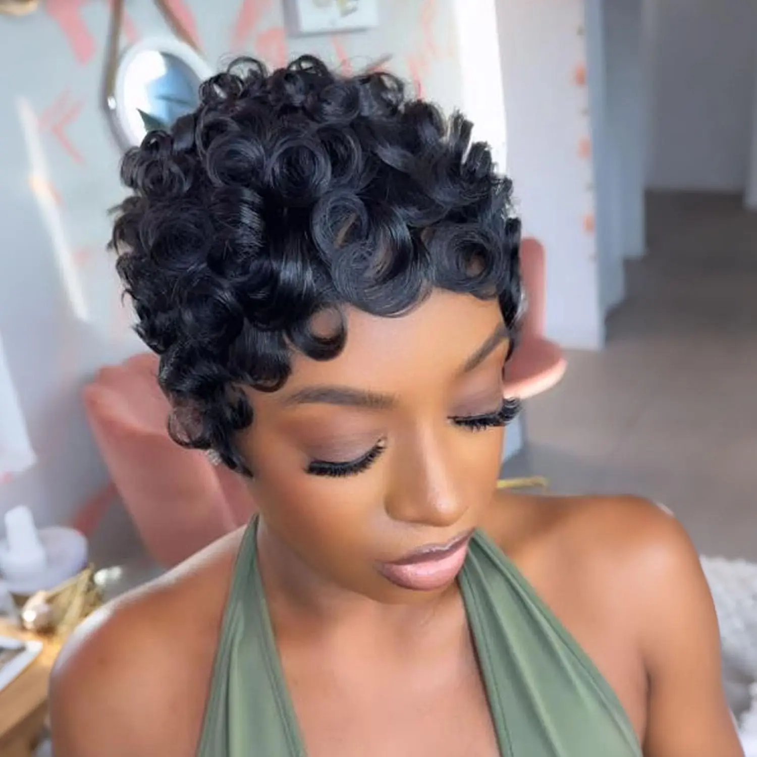 Pixie Cut Wig 13x4 HD Transparent Lace Wig Afro Short Curly Wigs Brazilian Human Hair 180% Density With Bangs Natural Black
Pixie Cut Wig 13x4 HD Transparent Lace Wig Afro Short Curly Wigs Brazilian Human Hair 180% Density With Bangs Natural Black