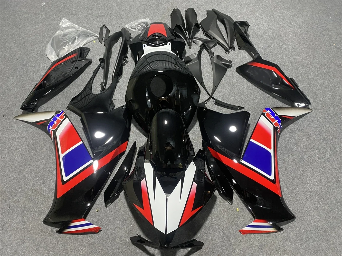 Motorcycle Fairing Kit fits CBR1000RR 2012 2013 2014 2015 2016 year CBR1000 12-16 Fairing Blue Red motorcycle housing
Motorcycle Fairing Kit fits CBR1000RR 2012 2013 2014 2015 2016 year CBR1000 12-16 Fairing Blue Red motorcycle housing