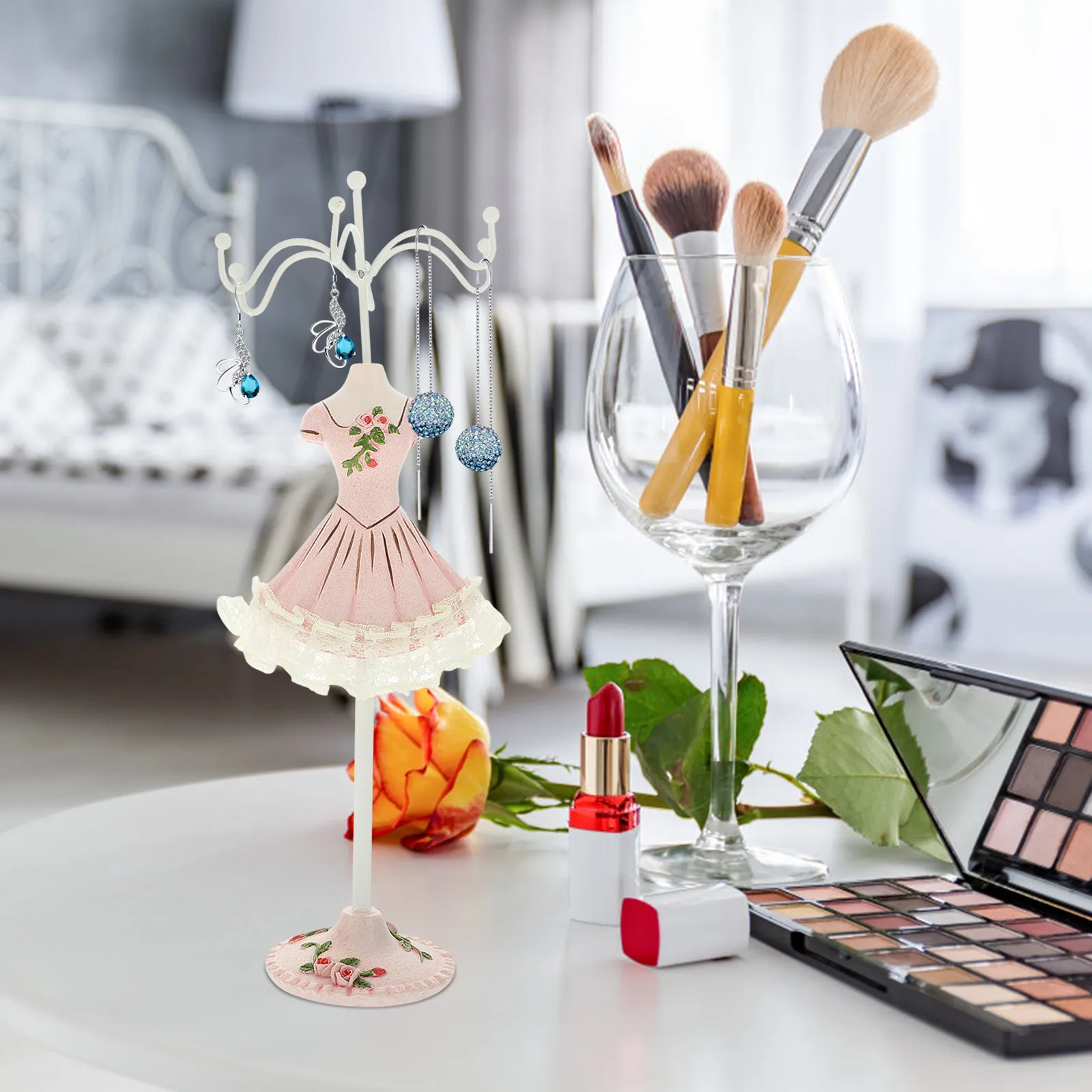 1Pcs Stylish Jewelry Showing Rack Fine Workmanship Ring Display Stand Suitable for Earrings Necklaces Storage Home Shop
1Pcs Stylish Jewelry Showing Rack Fine Workmanship Ring Display Stand Suitable for Earrings Necklaces Storage Home Shop