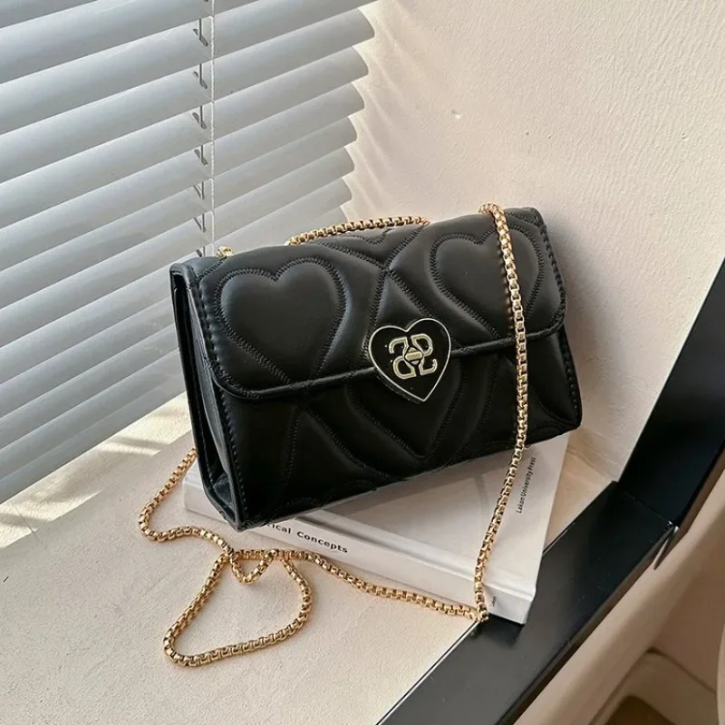 Classic Luxury Tote Diaper Bag For Women Large Capacity Elegant Leather Crossbody Shoulder Bag Stylish And Minimalist Design
Classic Luxury Tote Diaper Bag For Women Large Capacity Elegant Leather Crossbody Shoulder Bag Stylish And Minimalist Design